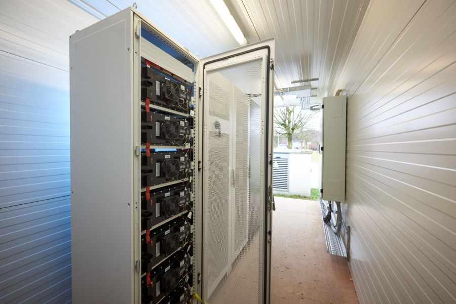 Batterie010 Miedl BYD scaled ©MaxSolar
